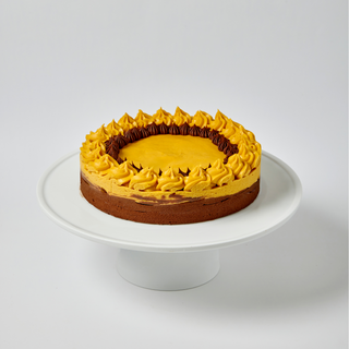Lúcuma Fondant Cake