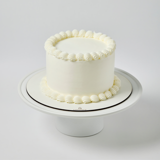 Minimalist Cake