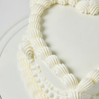 White Vintage Heart Cake