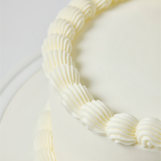 Minimalist Cake